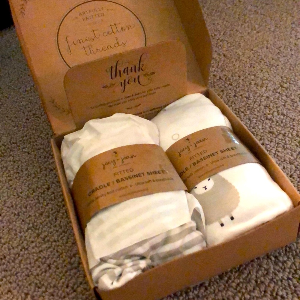 Bassinet sheets